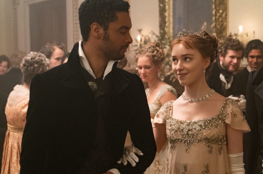 BRIDGERTON (L to R) REG-JEAN PAGE as SIMON BASSET and PHOEBE DYNEVOR as DAPHNE BRIDGERTON in episode 102 of BRIDGERTON Cr. LIAM DANIEL/NETFLIX © 2020