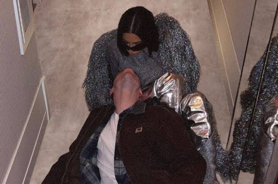 06CD7667-053D-411C-85A7-FEDCCFB680E1