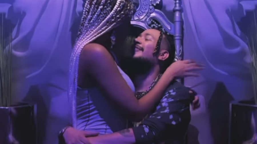 E6749385-65B4-42C3-A11E-AF187B25FBAB