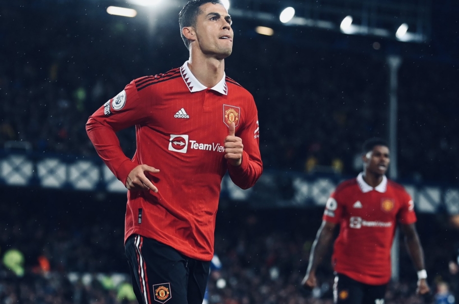 ACE7F5E4-6D39-406C-8759-D2DA005A9D0C