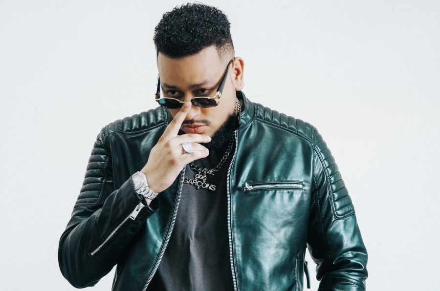 EA40278C-30CF-4D3C-9EDA-9041F756D879