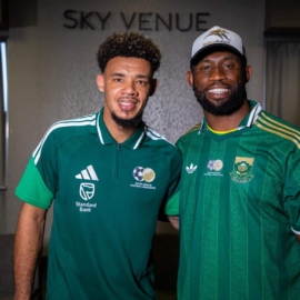Bafana-Bafana-captain-Ronwen-Williams-and-Springbok-captain-Siya-Kolisi